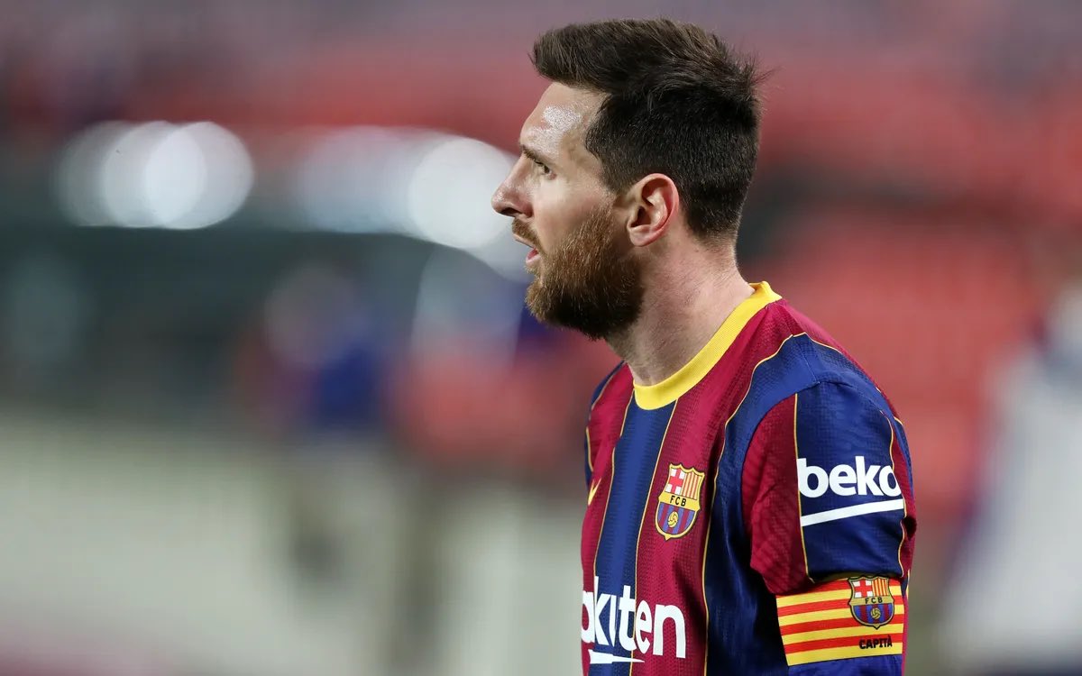 Pol Alonso 🎙 (@polyccio8) on Twitter photo 🚨 ¡BOMBAZO! 🚨
💥 El Barça le ha hecho una última oferta a Leo Messi.
(Vía <a href="/PolloVignolo/">Sebastián Vignolo</a> en <a href="/ESPNArgentina/">ESPN Argentina</a>) #FCBarcelona #FCBlive #FCB #Barça #MessiQuedate 🚨 ¡BOMBAZO! 🚨
💥 El Barça le ha hecho una última oferta a Leo Messi.
(Vía <a href="/PolloVignolo/">Sebastián Vignolo</a> en <a href="/ESPNArgentina/">ESPN Argentina</a>) #FCBarcelona #FCBlive #FCB #Barça #MessiQuedate
