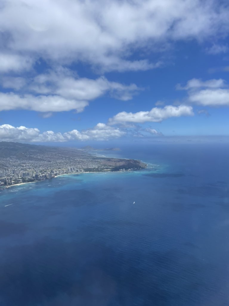 dobuybitcoin's tweet photo. Who wants to join me in Hawaii? https://t.co/N43q2ra2MU