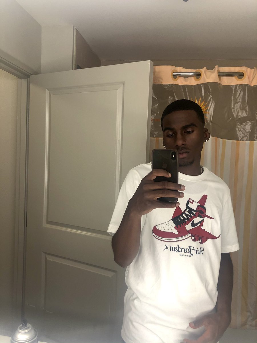 jigful's tweet image. Kingston Harness (Kings)
FL🌴
Junior Psychology Major
 #WhosWhoAtTheLoo