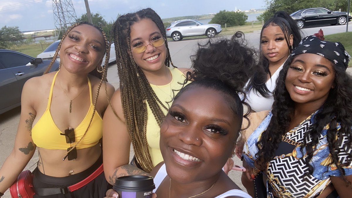 ashleigh_tgc's tweet photo. #BOOTPicnic . #TGP2021 . We said f it & did both 🤷🏾♀️ You already know Xi gon go up regardless 🥵 https://t.co/nIesidTmmu