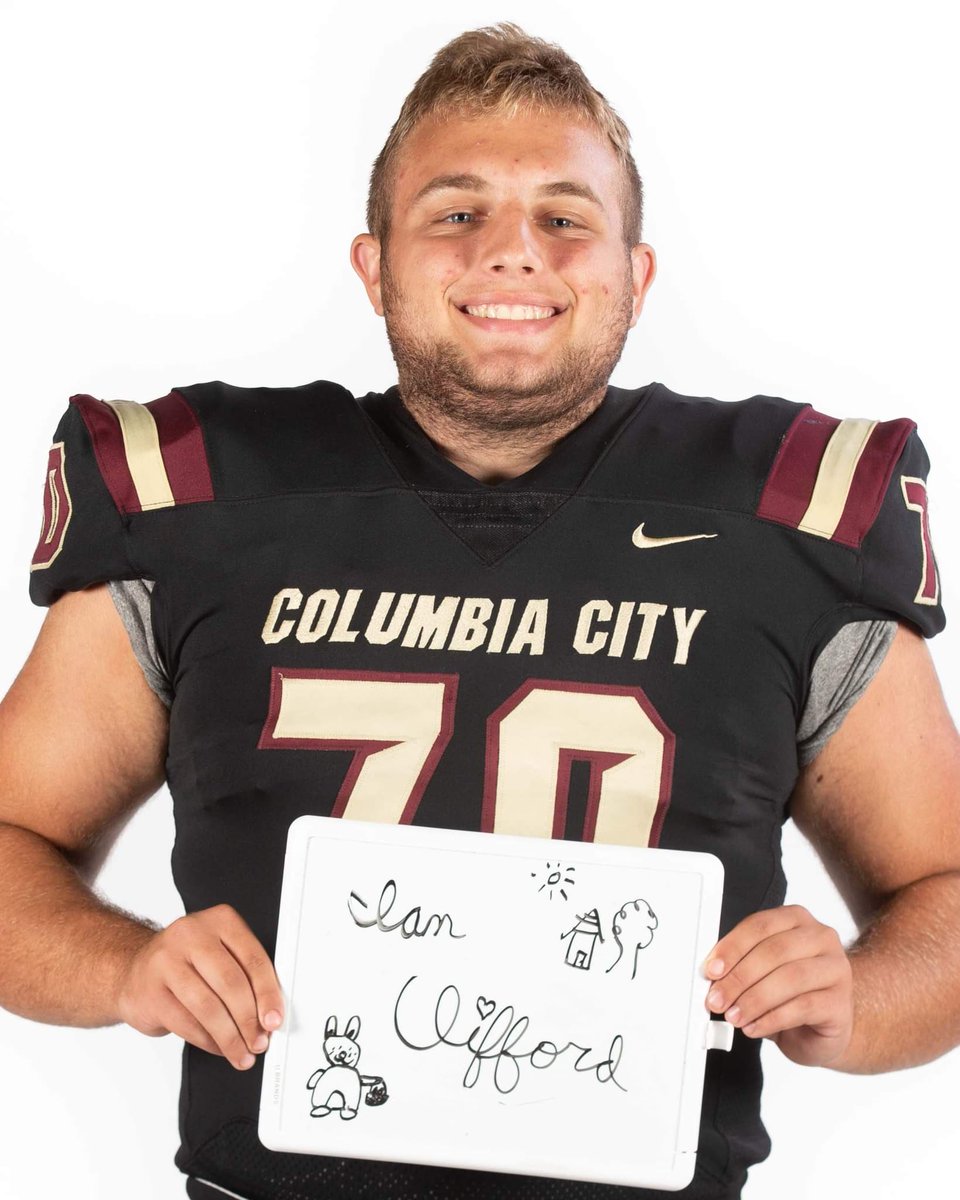 SidelineSwami1's tweet photo. This ⁦@CCE_Football⁩ player has a future in comedy once he hangs up his athletic career. Clan had us in stitches today! https://t.co/IADNEN8dqE