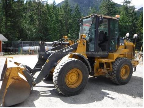 CGExports's tweet image. 2010 John Deere 444K Frontend Loader
Sale Ends: Aug 8, 2021 at 08:18 PM PDT