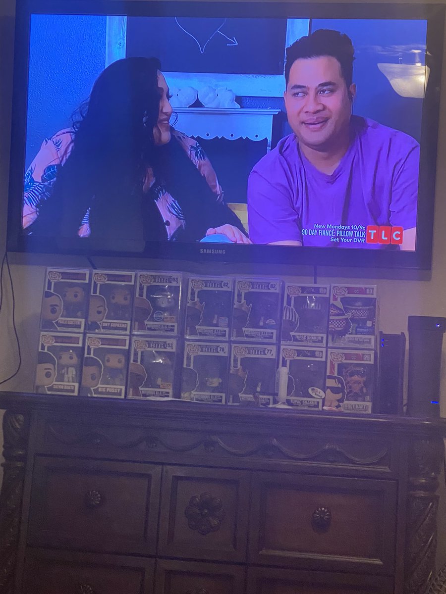 This couple is the one that needs the most help! Keep it down your parents are sleeping!! #Pillowtalk90dayfiancé