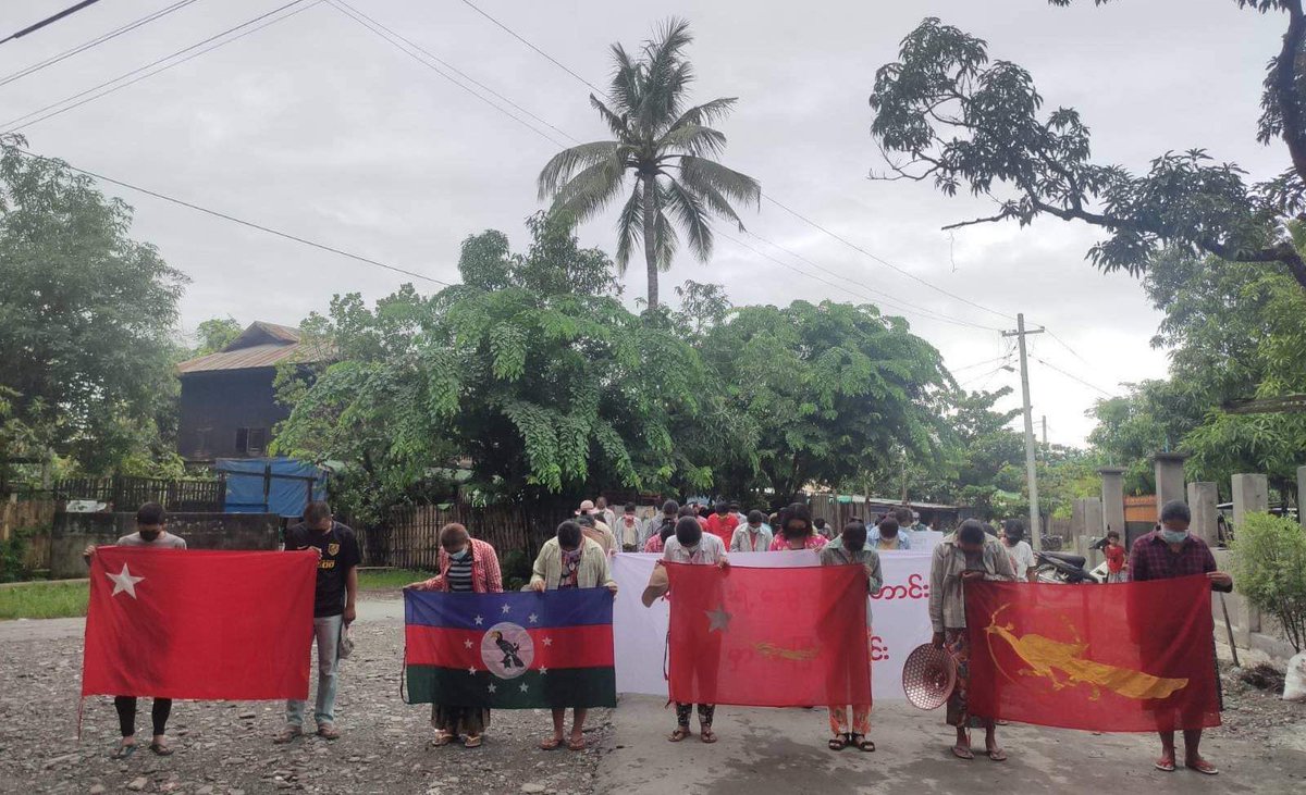 Myanmar_Now_Eng's tweet photo. Locals in Kale, Sagain, coming out today (Aug 17), as usual, to protest Myanmar's military junta despite the regime's attempts to stifle any dissent. 

Photos: CJ 

#WhatsHappeningInMyanmar https://t.co/k1YEIJ3x09