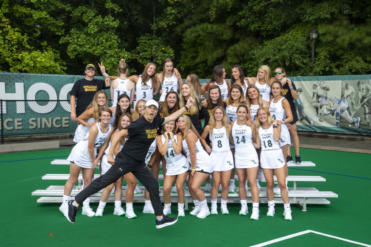 Your 2️⃣0️⃣2️⃣1️⃣ Tribe Field Hockey Team .... and yes that is our head coach just jumping through. #GoTribe