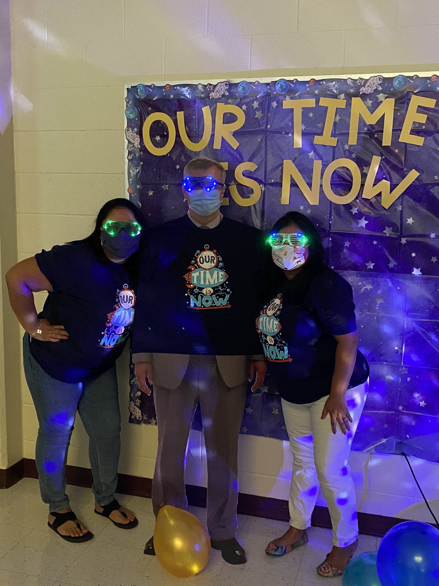 Gabriella Mills (@gabriellamills) on Twitter photo Glad to back with <a href="/sruizbil/">Stephanie R Camacho</a> !!!! <a href="/michelleRfine/">Michelle Fine✨</a> #NISDReunited <a href="/NISDGlenn/">Glenn Elementary</a> <a href="/briantwoods1/">Brian Woods</a> Glad to back with <a href="/sruizbil/">Stephanie R Camacho</a> !!!! <a href="/michelleRfine/">Michelle Fine✨</a> #NISDReunited <a href="/NISDGlenn/">Glenn Elementary</a> <a href="/briantwoods1/">Brian Woods</a>