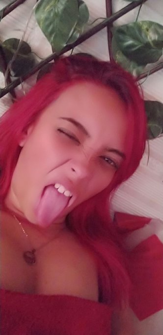 Good morning guys... 💋💋😋😋 https://t.co/YGwFlwmNgw