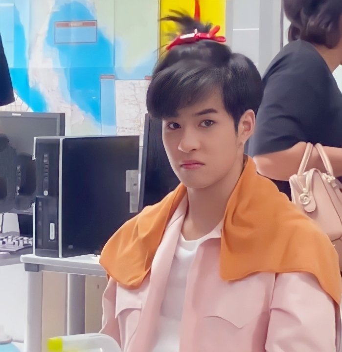 sp3689's tweet photo. บนถ้าอาร์ตติด1ใน6คนจะอัดคริปกรี๊ดดด ดังๆๆลงทวิตจะกริ๊ดดที่มีคนเยอะพอสมควน55555...ปล(ใดๆวันนี้ลูกสวยมาก)   #เบบี้ฮาท #Artpakpoom https://t.co/xMBkmKFXki