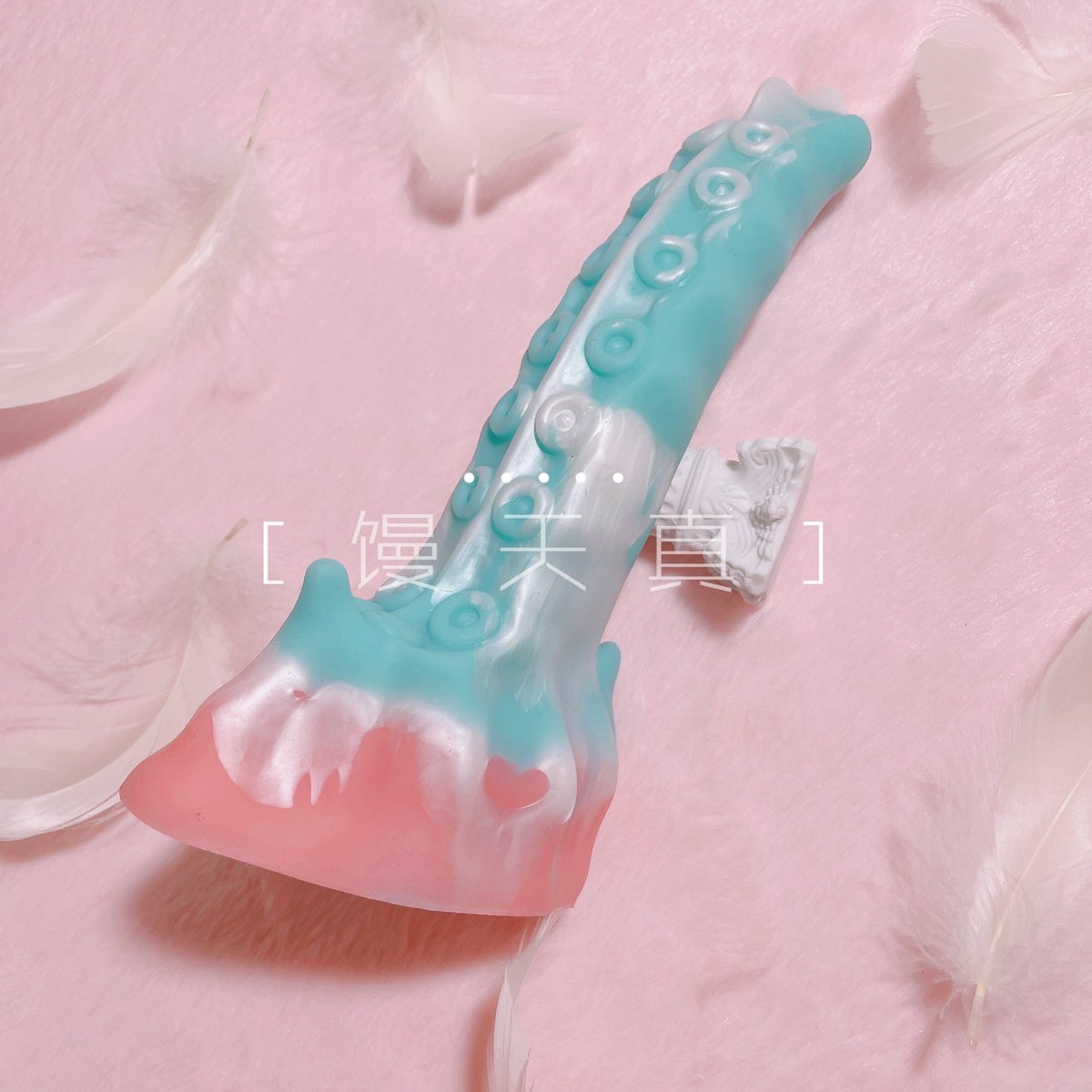 今天我店里上了超级酷炫贼好看的假鸡巴！！不要和我抱怨没有好看的假鸡巴用了，这不就来了嘛！？（叉腰自豪）
太好看所以每个我都自己留了一个哈哈哈哈哈哈，这几天有福了，有那么多好看的假鸡巴玩😆😆😆 https://t.co/C1qCedFDzT