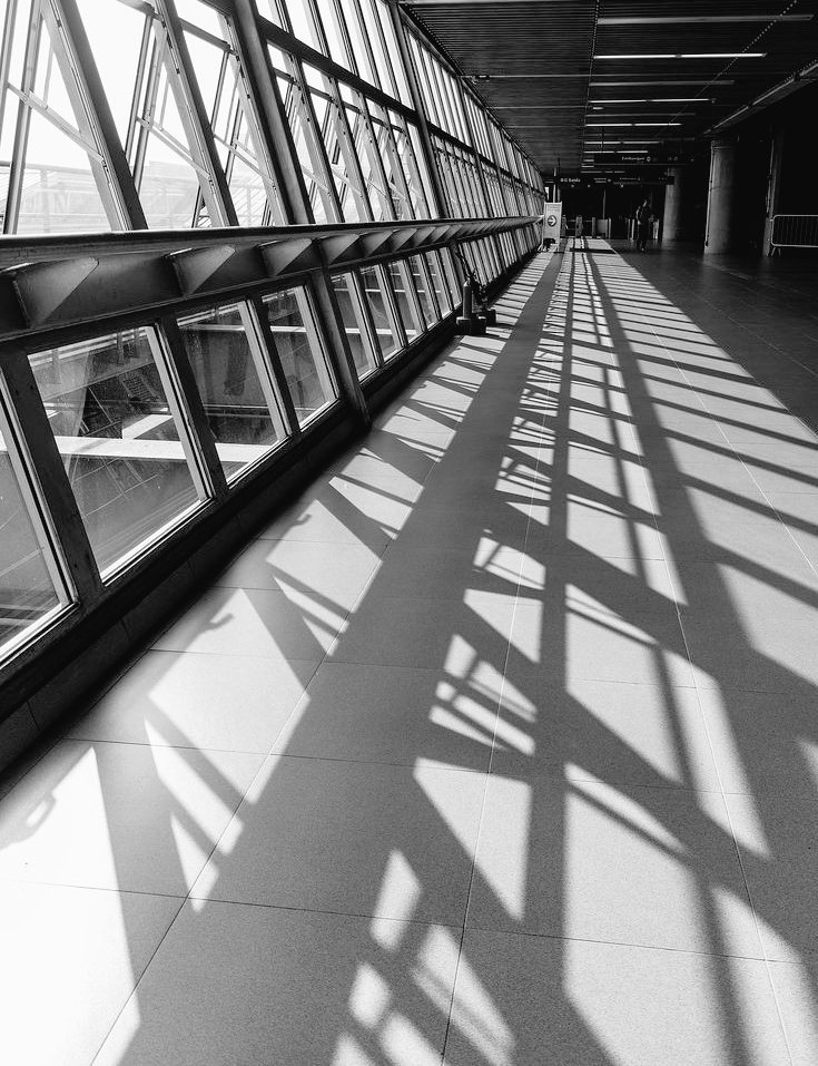 °•` 
                             17082021

              trip with a bestie to iceland. 
     we finally checked in at the airport. 
                       have a nice day!
                                                               '•°