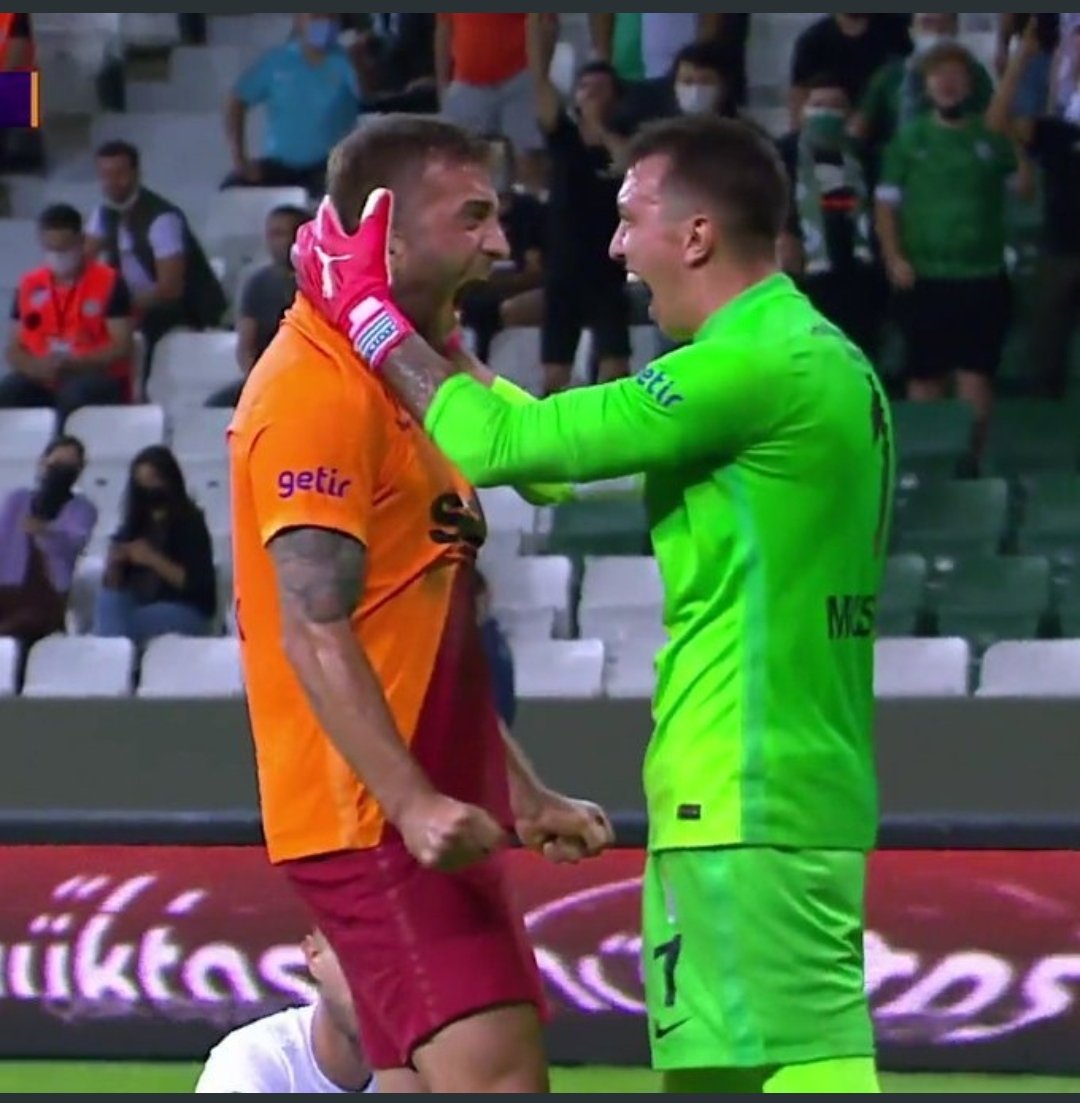 atavratpva's tweet photo. Galatasaray ruhu... https://t.co/J7mHB0lnCT