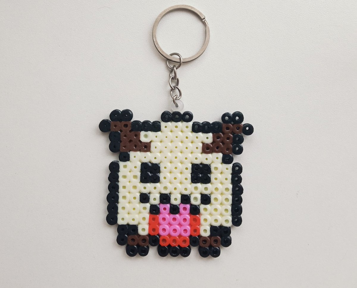 RuneterrorsO's tweet photo. SORTEO‼️ Gracias a @HamasGz vamos a sortear un llavero poro hecho a mano. Podeis participar hasta el día 27 de Agosto a las 12:00. Las condiciones son las siguientes:
-Seguir a @RuneterrorsO y a @HamasGz 
-Dar RT🔄 y Like❤️ a este tweet
-Sorteo sólo válido en España
#WeAreTerrors https://t.co/WoCAJkl7hA
