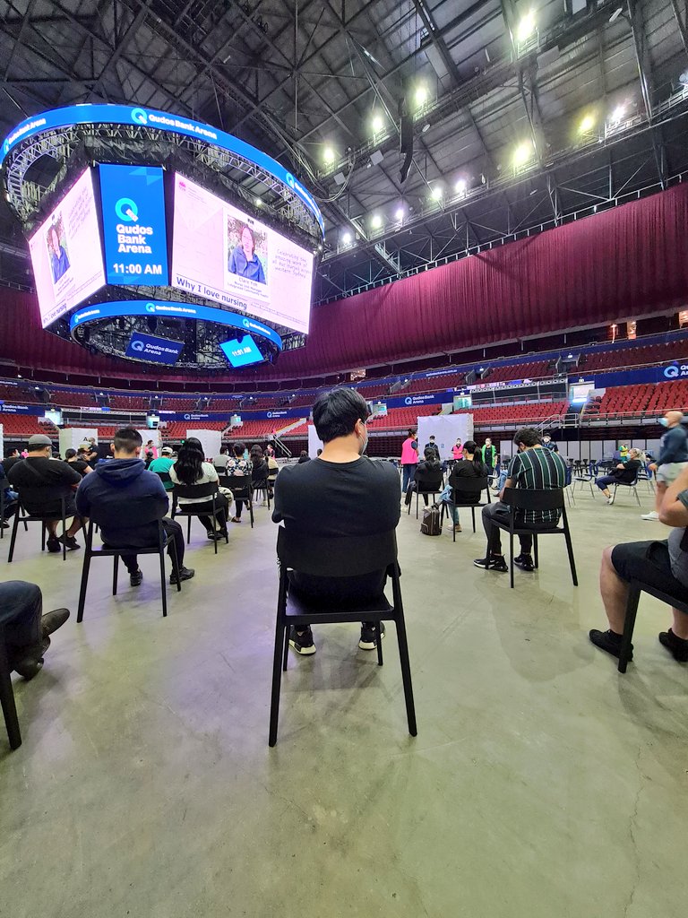 Danieldinhhh's tweet photo. Qudos ft. Pfizer 💉 vs last time at the arena 😢 https://t.co/RSvbn34T7K
