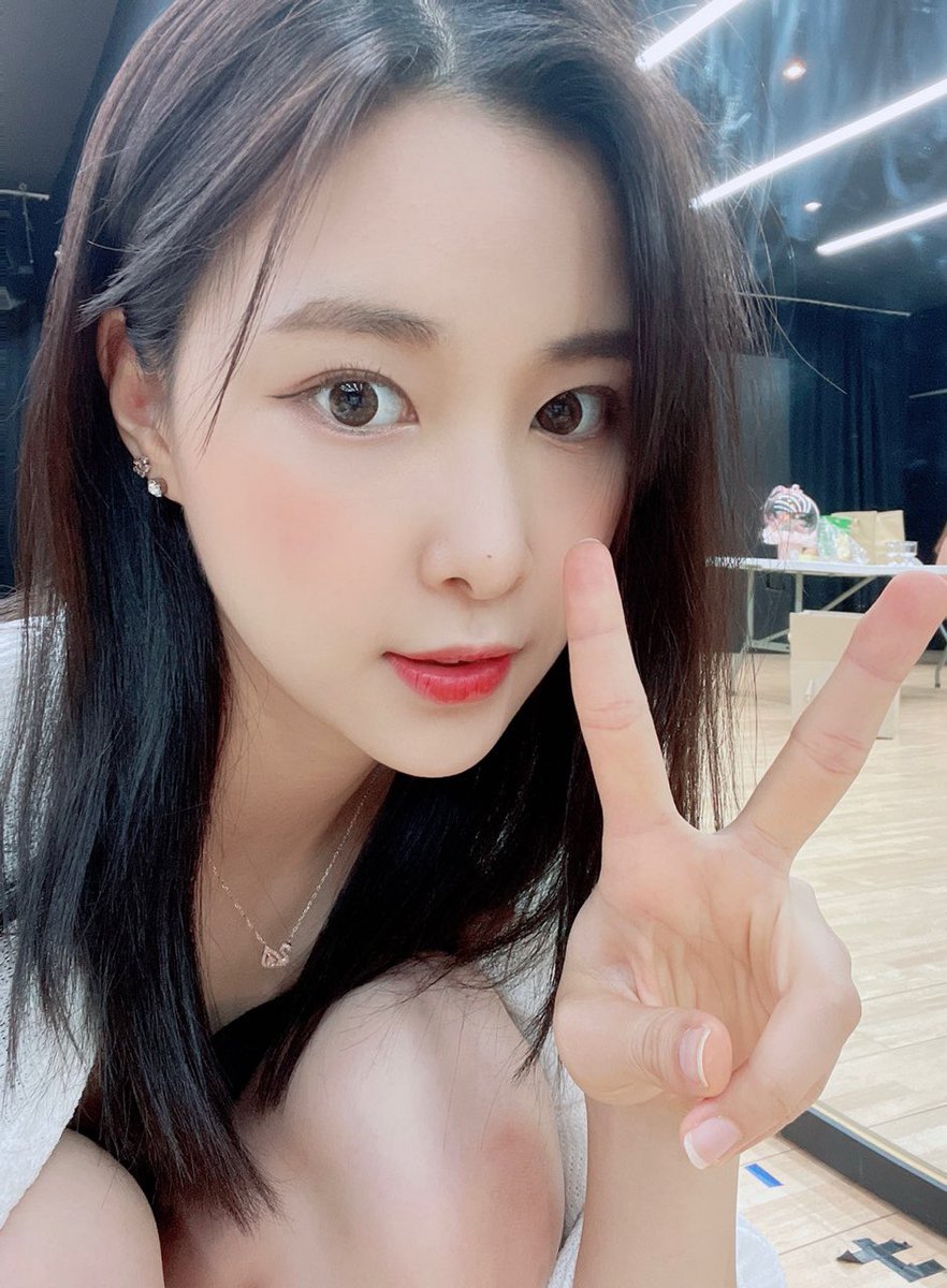 ねいちゃ見て、日々がんばってください💖サランヘヨ リーフ！🍃🌱💗💗💗

#NATURE #네이처