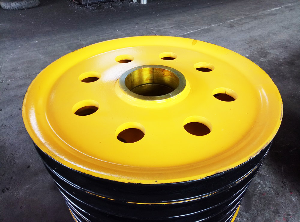 DGCRANES's tweet image. 73 sets of Dia. 960mm; 390mm; 250mm #PulleySheave exported to #Kuwait.

#DGCRANE #WireropeSheave #WireropeSheaves #CraneParts #productivity #manufacturing