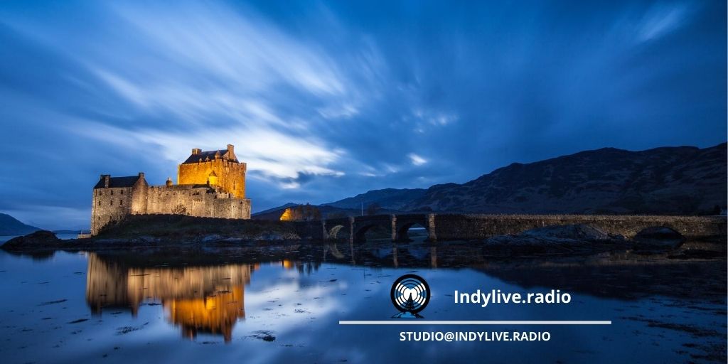 IndyLiveRadio's tweet photo. Ceòl Gàidhlig! 2 pm
Love to listen to #Gaelic songs traditional or modern! Are you #learningGaelic and don't always want to rely on #Duolingo? Well scientists have proven the best way to learn is through #music, so here we are! We know you will enjoy it. #Follow #us! https://t.co/0Xy56e8FMW