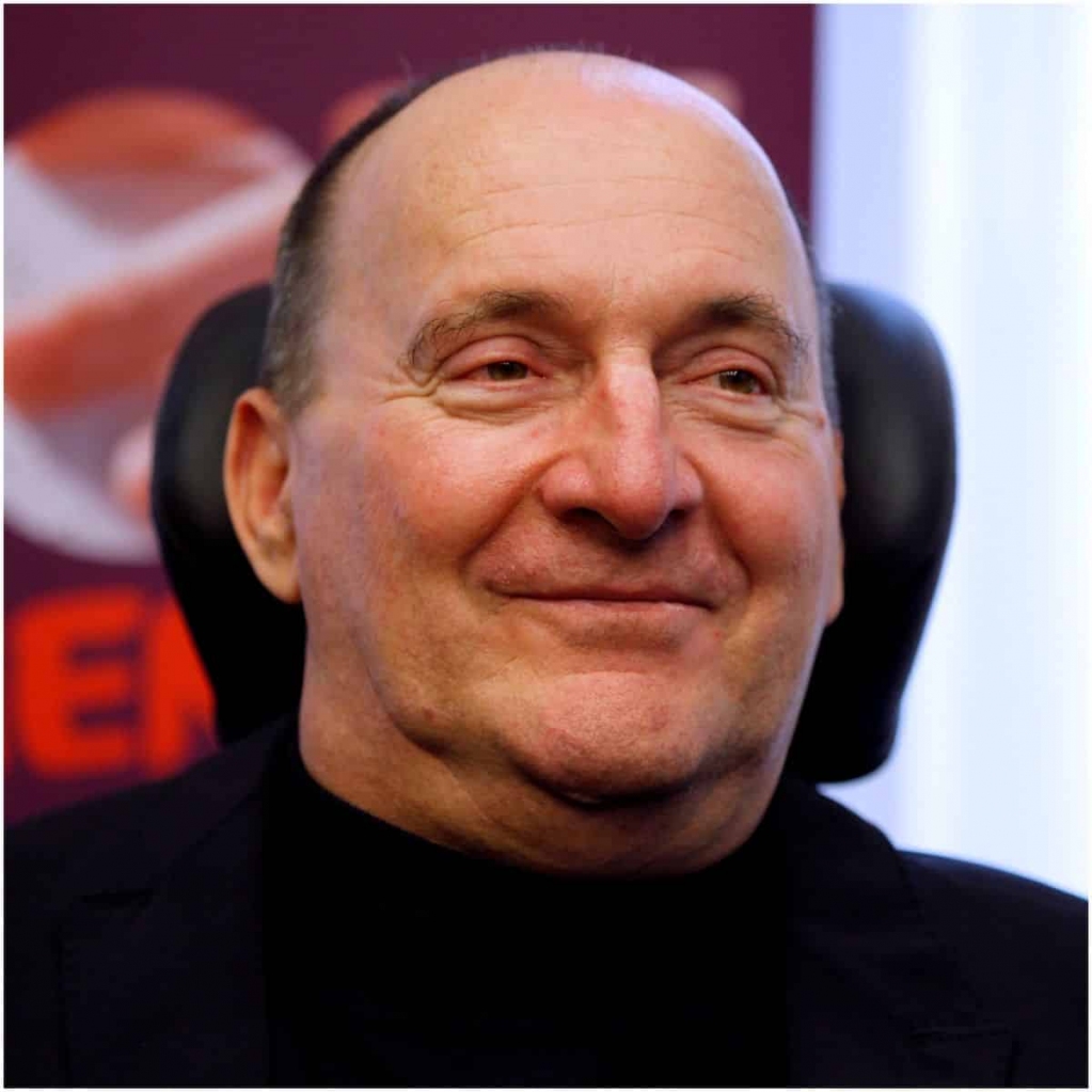 You may have seen Philippe Pozzo di Borgo's story in the popular 2011 film 'Almost Friends'. 

During the congress in Gothenburg, we interviewed the French entrepreneur to talk about fragility and strength. 

Listen to the podcast here (in French):

open.spotify.com/episode/51UfZe…