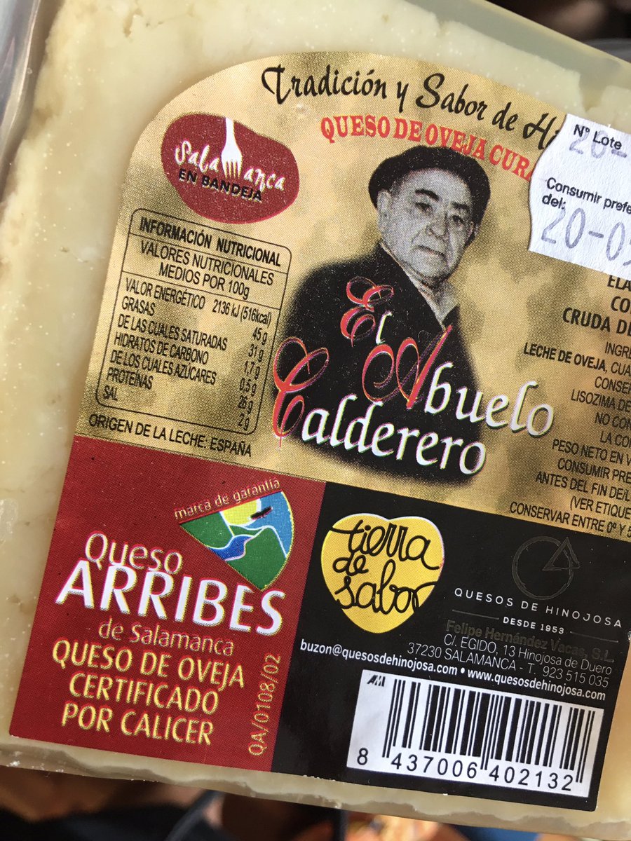 @MarynnaCV <a href="/Alberto_charro/">Mr. Neri</a> <a href="/QuesosHinojosa/">Quesos de Hinojosa</a> #FelizMartes, chiquitina. 

Esa es la inscripción de denominación. El queso tiene un nombre simpático: