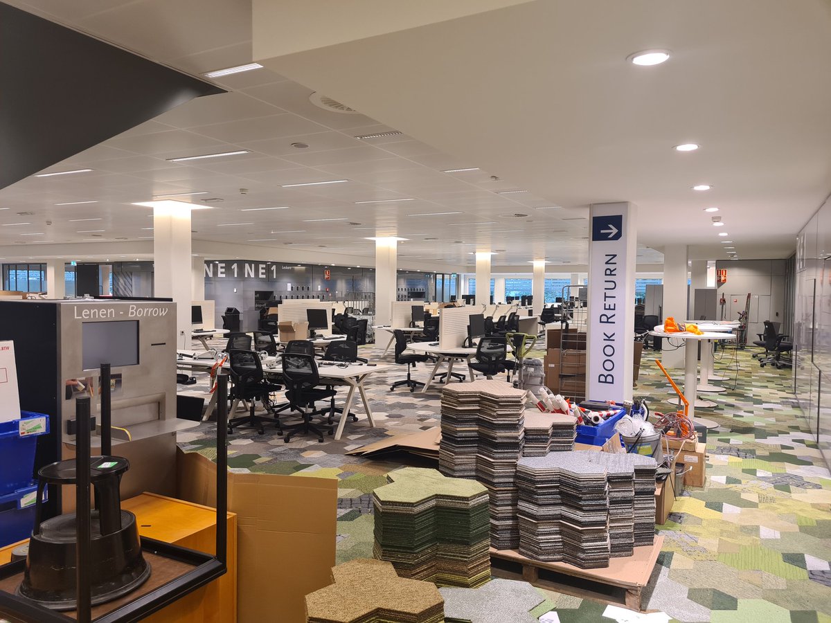 cornovromans's tweet photo. Er wordt flink doorgewerkt in de bibliotheek om de voorzieningen te verbeteren. We kijken ernaar uit om iedereen weer te verwelkomen @TilburgU https://t.co/C9rCNHnF5S