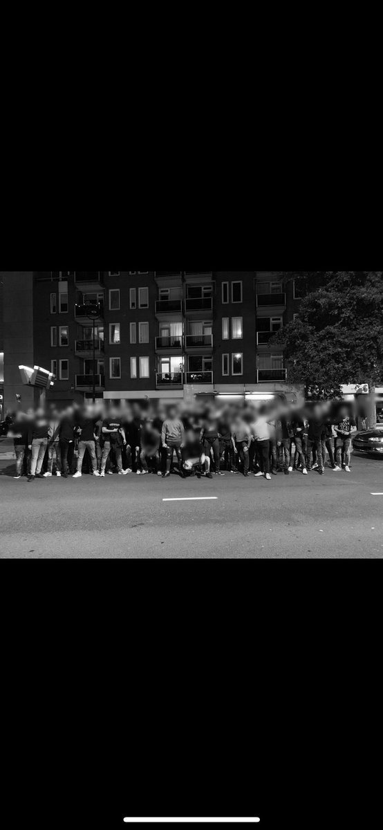 Banderas013's tweet photo. 7 YEARS OF BROTHERHOOD 🦍🔥❤️ #KS79 https://t.co/CoCEoFSS6y
