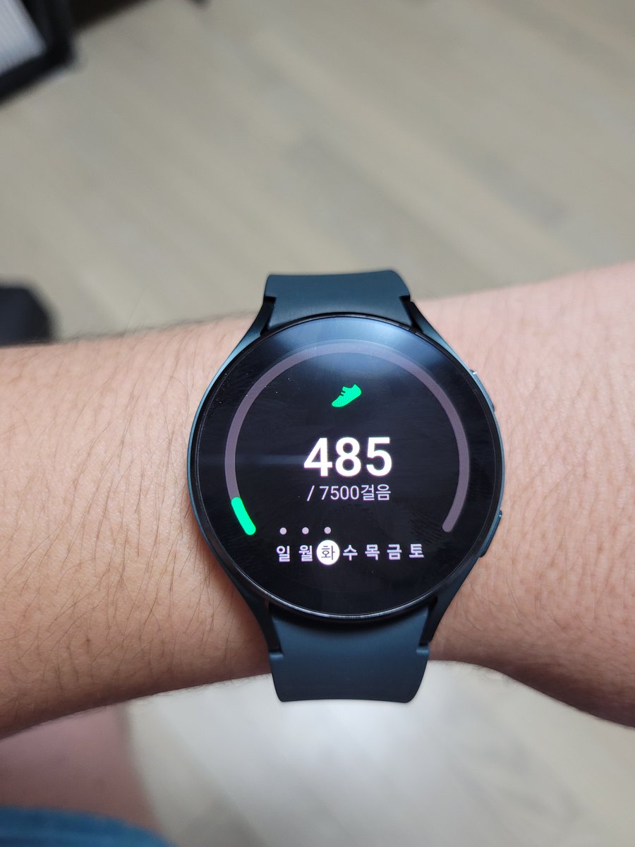 hwanyworld's tweet photo. Wear OS Powered by SAMSUNG Galaxy Watch4 최초 체험단 혜택 개꿀!

#GalaxyWatch4 # GalaxyWatch4 Classic #갤럭시워치4 #갤럭시워치4클래식 #워치4 #워치4클래식 #갤럭시워치 #삼성헬스 #갤럭시워치4최초체험단 #체험단 #워치4체험단 #워치4체험 #삼성닷컴 #티머니 #GooglePlay #삼성전자이벤트 https://t.co/rP209diwIs