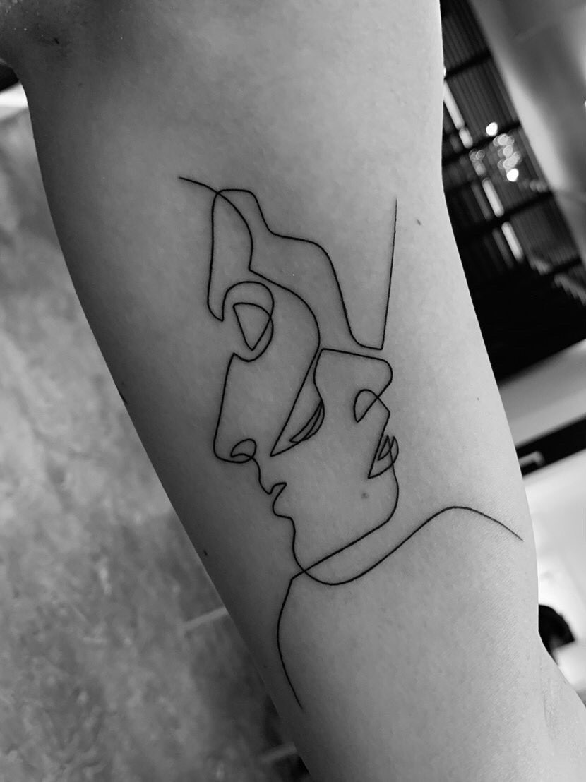quibelog's tweet photo. Avant de passer chez le tatoueur, pensez à vous procurer, comme ici, votre Ticket to Tattoo. Merci
https://t.co/21gSZIIAUo
#artbyQuibe #closedesign #tattoodesign https://t.co/47aJ6jrUo2