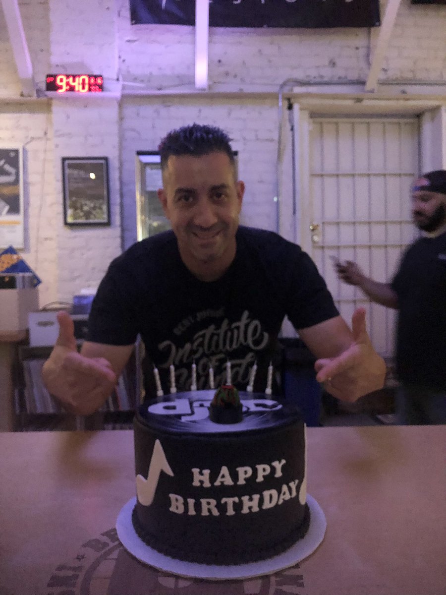 rhettmatic's tweet image. Happy Birthday to My Beat Junkie Brother @DJMeloD! One Of The G.O.A.T.S. on the decks &amp;amp; my brother for life! #MeloD #BeatJunkies