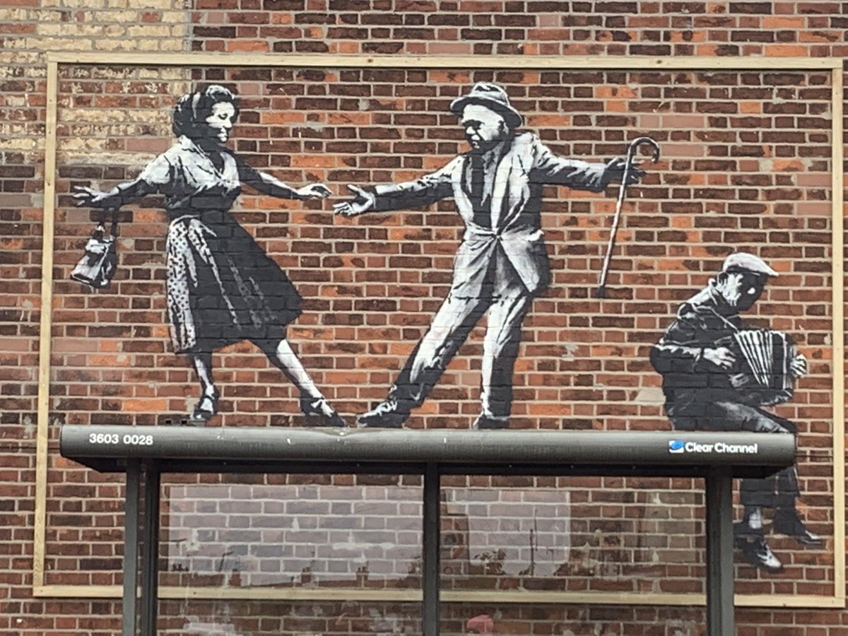 MatthewClive's tweet photo. Wow so amazing #banjksy #graffiti #art https://t.co/Bt6N2ArfxH