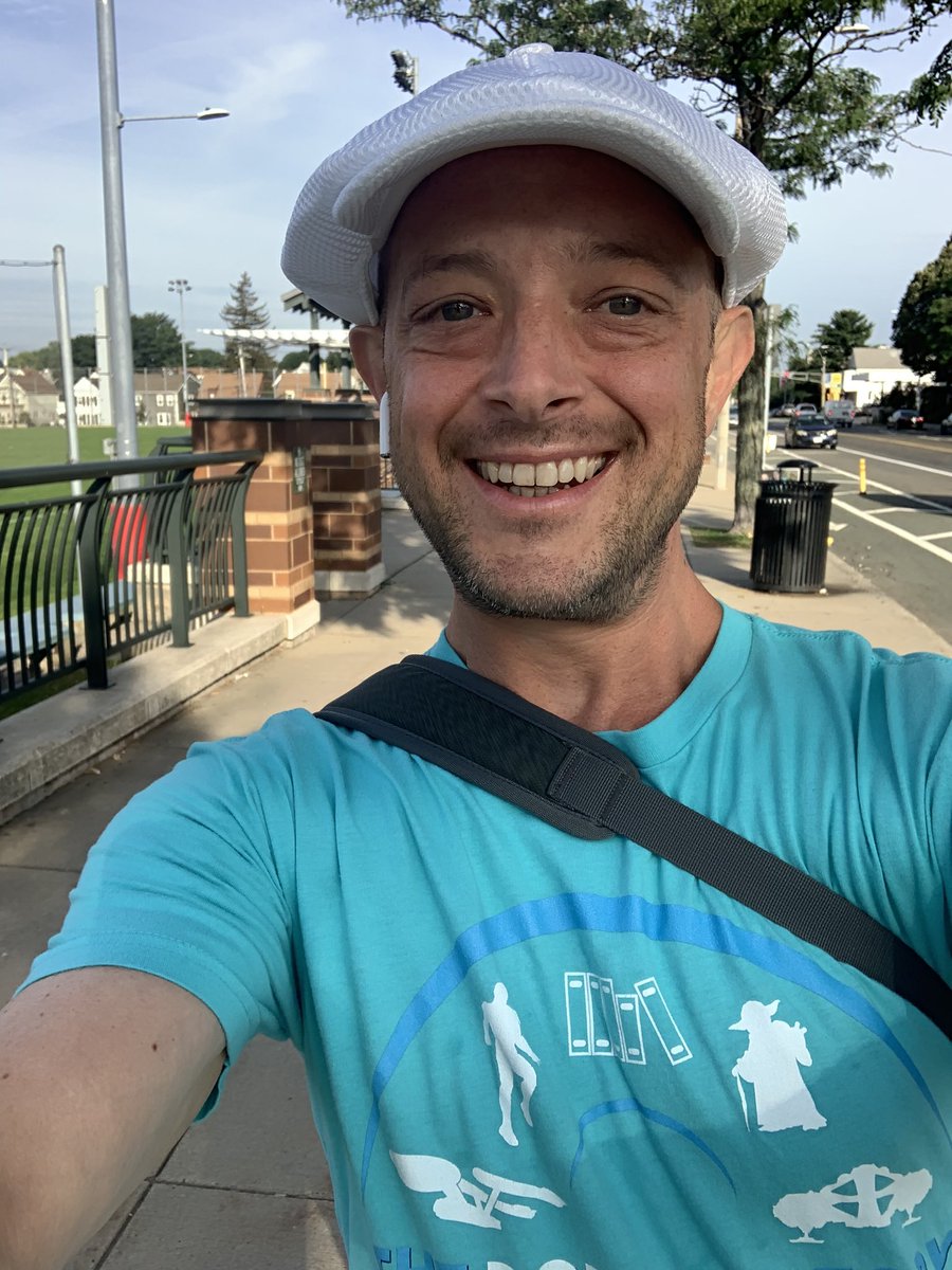 revsully's tweet image. It’s always a good day to be in the Post-Geek Singularity
🤘🏻🪐🚀 
@BurnettRM 
@TBurnettwork 
#PostGeekSingularity