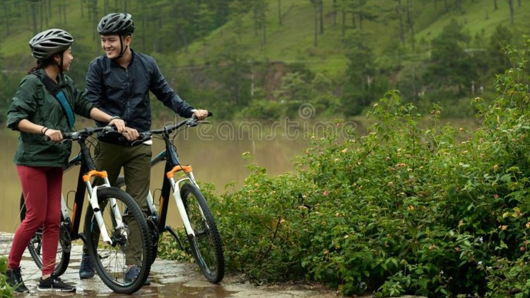 mohi3768's tweet image. செம மழை சூப்பர் Climate.
அப்படியே மனசுக்கு 
புடிச்சவங்களோட  Bike ல ஒரு Long Drive. 😍😍😍
#Mohi

#Beast
#Master @actorvijay