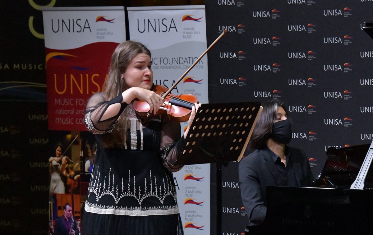 unisamusicfound's tweet photo. #unisa 
#classicalmusic 
#Classic 
#classicalviolin 
#classicalcello 
#jazz 
#jazzmusic 
#jazzguitar 
#jazzbass 
#unisamusiccompetitions 
#unisastringscomp2021 https://t.co/dmRHTi7Emq