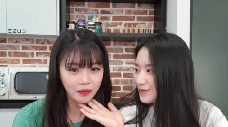 Sooshuthink's tweet photo. SOOJIN INNOCENT

#JUSTICEFORSOOJIN
#CUBEEXPLAIN
#PROTECTSOOJIN
@cubeunited
@CUBEENTGLOBAL
@G_I_DLE https://t.co/Ek2tCuDgb3