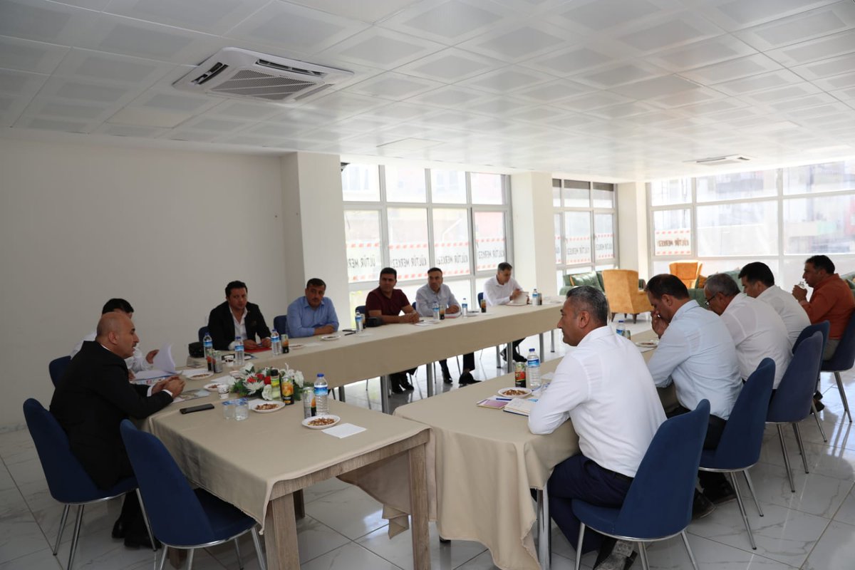 İlçe Milli Eğitim Müdürleri Ağustos Ayı Toplantısı, İl Milli Eğitim Müdürümüz Sayın Memet POLAT'ın başkanlığında, Mazıdağı Öğretmenevi ve ASO Müdürlüğü Toplantı Salonunda gerçekleştirildi.
<a href="/tcmeb/">Millî Eğitim Bakanlığı</a>
<a href="/mahmutdemirttas/">Mahmut Demirtaş</a>
<a href="/MemetPolat0247/">Memet Polat</a>