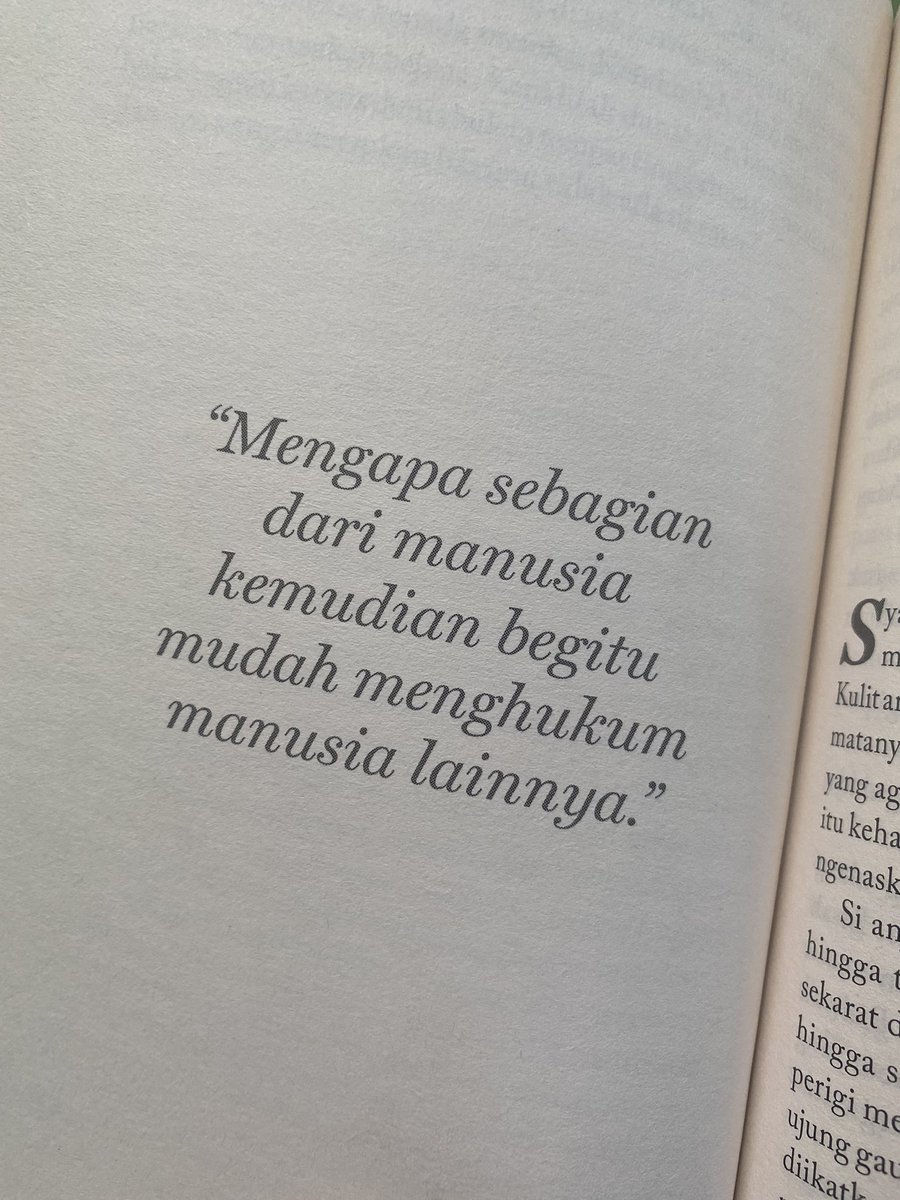 BukuMojok's tweet photo. Kalau Nabi saja tidak mudah menghukum seseorang, dan bahkan Allah merahmati pelacur, mengapa sebagian dari manusia kemudian begitu mudah menghukum manusia lainnya?

#LakiLakiyangTakBerhentiMenangis https://t.co/7pffJpFFC8