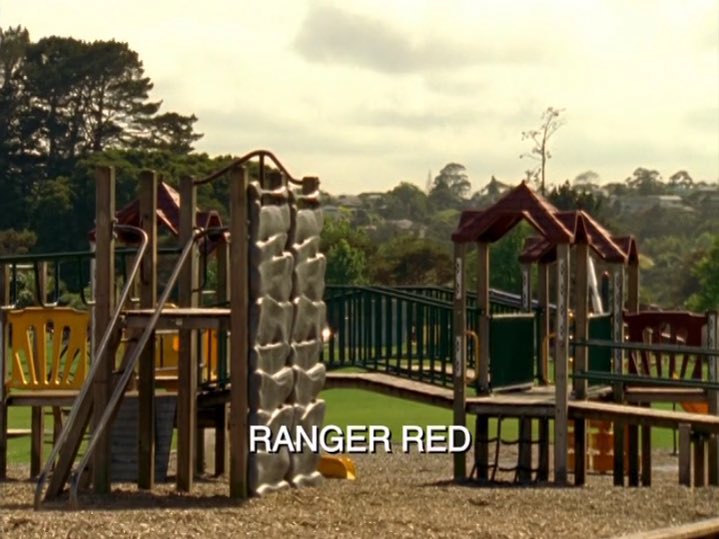 SentaiFive's tweet photo. A few favorite episodes. Loved the cast overall and enjoyed the whole rift between Scott and Colonel Truman. The premise of the show was very unique: a post-apocalyptic world controlled by robots, where there’s only one city left.

#PowerRangers #PowerMonth https://t.co/qYD8ozExJO