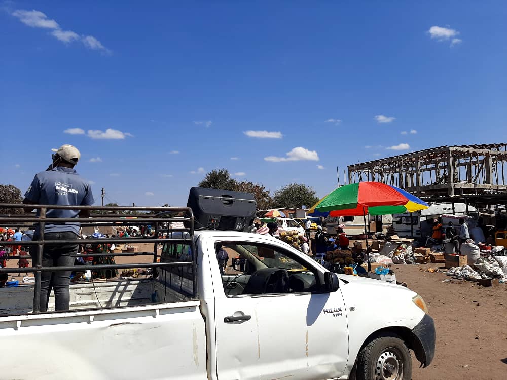 LloydMungoni's tweet photo. The Edutainer OnSet🎙. 17 / 08 / 21 Awareness was done in Beitbridge Town. We also distributed condoms, as we fight Covid 19 let's also fight HIV/AIDS under National AIDS Council of Zimbabwe
#getvaccienatedcovid19 #washyourhands #sanitize #wearamask #onpointmedia #usecondoms https://t.co/e34Hwl7JAC