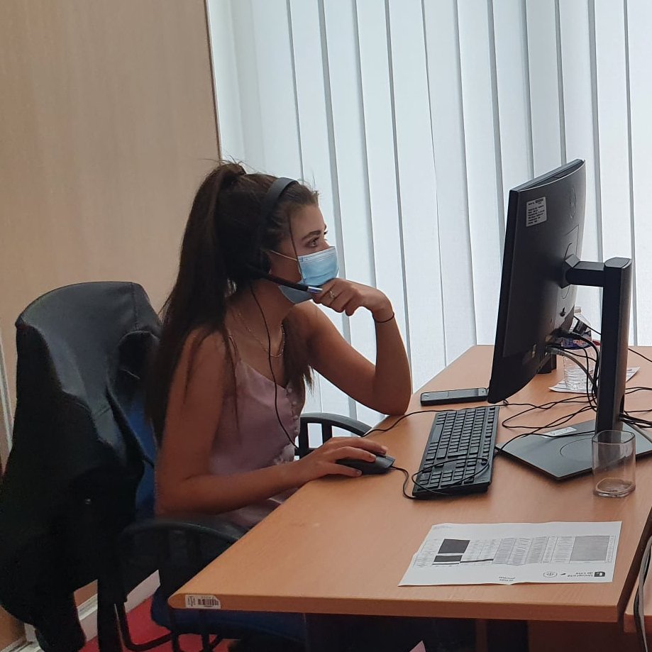 Les inscriptions #ULille, c'est reparti ! 

▶️ On te rappelle le petit lien : inscriptions.univ-lille.fr 

😱 Et si tu as un soucis, les équipes des relais scolarité sont de retour pour t'aider : bit.ly/3ywCqzD 😊