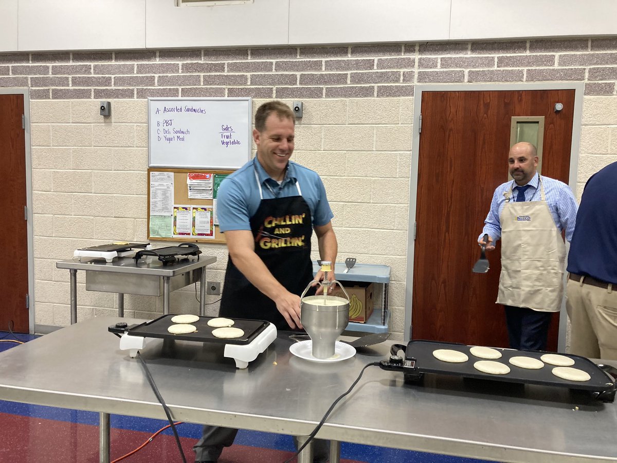 Deb Barnes (@barnesdeborah) on Twitter photo Welcome Back, teachers! #pancakebreakfast <a href="/KutztownASD/">Kutztown Area School District</a> <a href="/temchatin/">Christian Temchatin</a> <a href="/KutztownAMS/">Kutztown Middle</a> <a href="/GESKASD/">Greenwich Elementary</a> Welcome Back, teachers! #pancakebreakfast <a href="/KutztownASD/">Kutztown Area School District</a> <a href="/temchatin/">Christian Temchatin</a> <a href="/KutztownAMS/">Kutztown Middle</a> <a href="/GESKASD/">Greenwich Elementary</a>