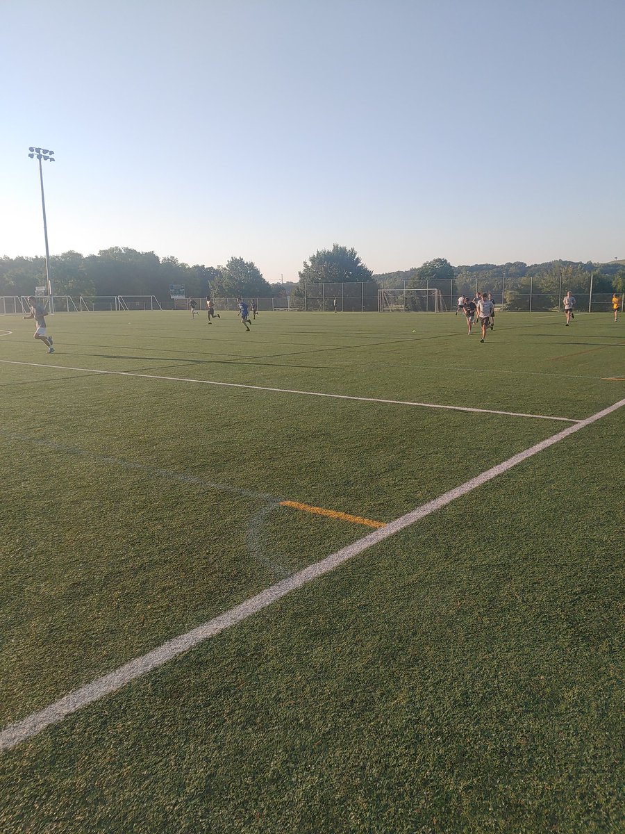 mcc_soccer's tweet image. Day 3 of pre-season putting that work in. 

#rollthunder