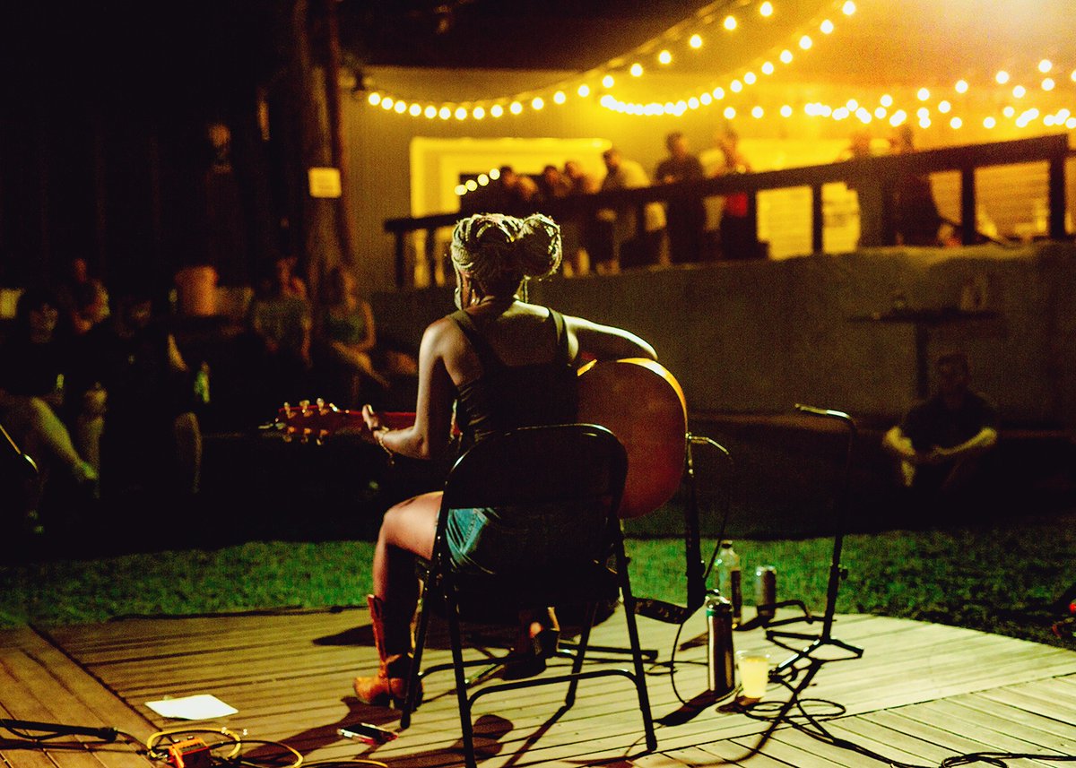 Had a fantastic time at @AeronautAllston last week — thanks to Hayley Bigness for capturing some beautiful moments // <a href="/AeronautBrewing/">Aeronaut Brewing Co.</a>