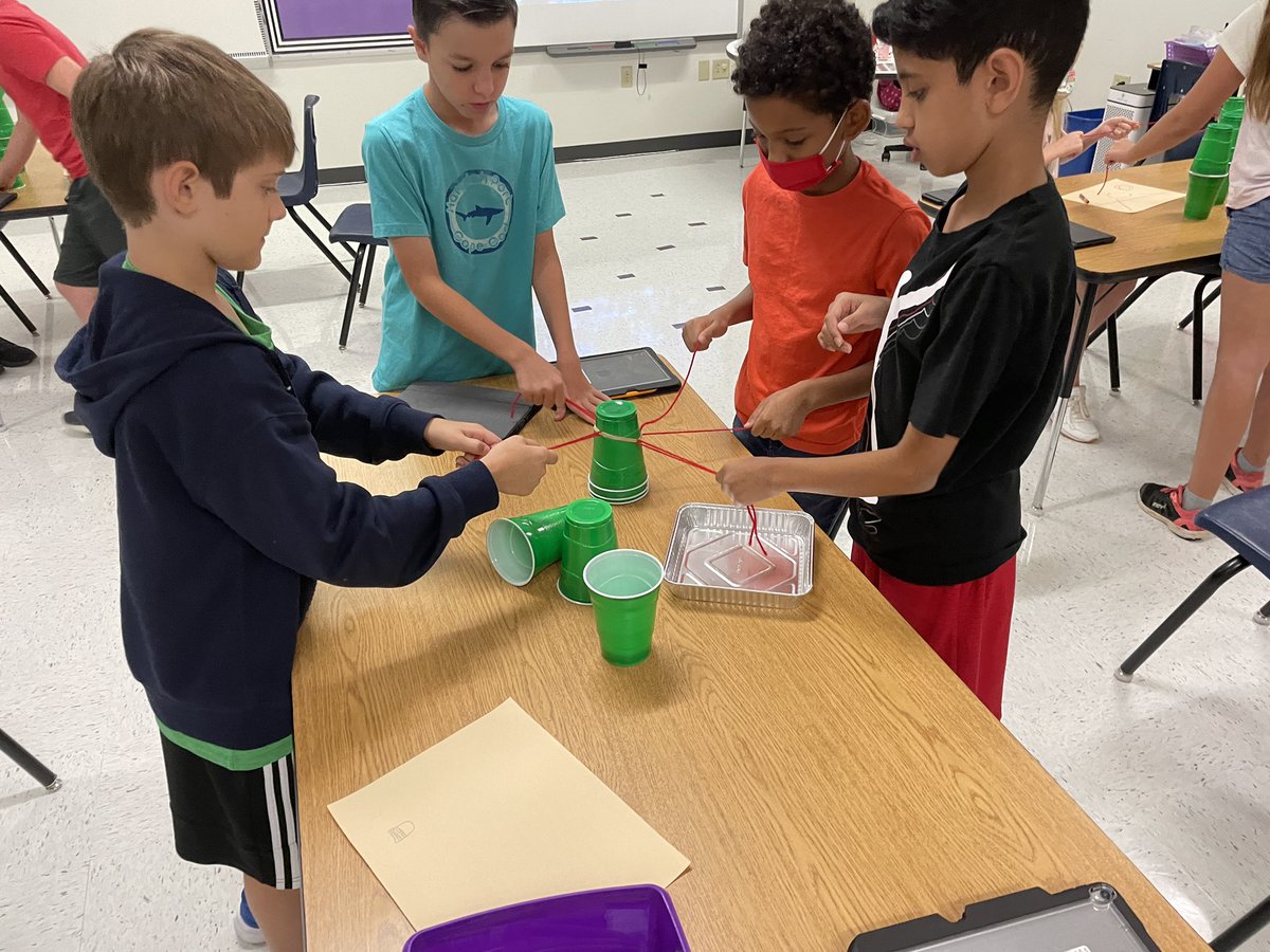 MandiTompkins's tweet photo. Teamwork makes the dream work! #libertystem #libertymagic2122 https://t.co/VPtpFs34pf
