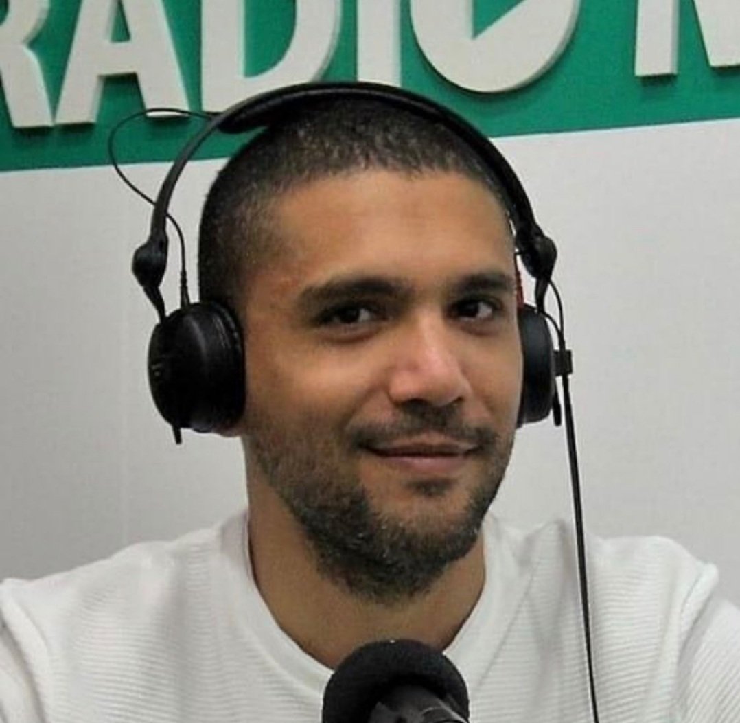 RSF_NordAfrique's tweet photo. #Algérie : nouveau procès en appel de @khaleddrareni le 23/09 pour atteinte à l’unité nationale et appel à attroupement non armé. @Rsf_inter enjoint les autorités à garantir un procès juste et équitable à son correspondant. https://t.co/eugLdx8AsM
