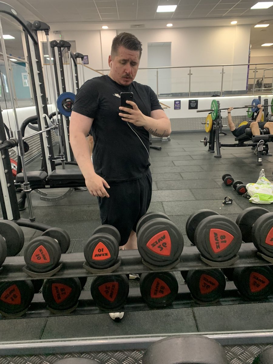 JsmartOfficial's tweet image. Don’t mind me, just out here tryna get as big as @im_tinykaos 👊🏻

Nah nah all jokes aside, I’ve come along way from sitting there and doing nothing. 

Every day is a challenge and you get out what you put in!

Let’s go!