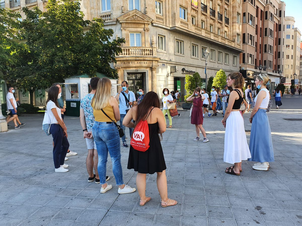 fundacionlengua's tweet photo. Damos la bienvenida a nuestros estudiantes llegados de Rusia, Polonia, Bélgica, Alemania y Eslovaquia. ¡Seguimos aprendiendo español!
Ponte en contacto con nosotros: https://t.co/rLN2XNsJta https://t.co/AmBxPLnhh8