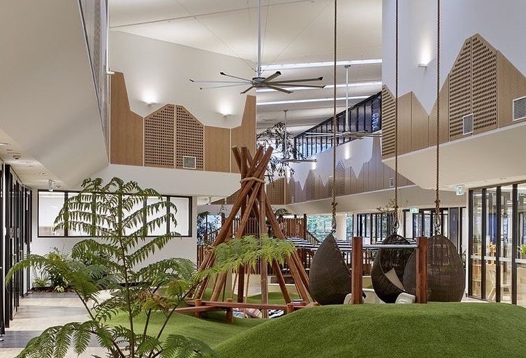 ОБРАЗОВАТЕЛЬНОЕ ПРОСТРАНСТВО ПО ПРИНЦИПУ TOWN SQUARE 

Основательный и необычный подход к преобразованию пространств, позволяет нам создавать самобытные и оригинальные дизайны.

⬇️Архитектурное бюро @bureau_bina
🔻Сайт:  bina.pro
📧 info@bina.pro