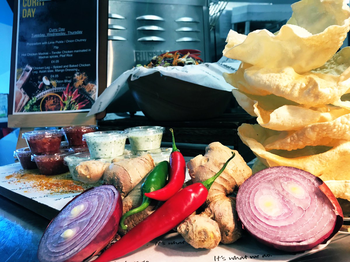 Hot Madras, Tandoori Chicken leg with Mango Dressing &amp; Asian Slaw at one of are sites today <a href="/ItswhatwedoWELL/">DineContractCatering</a> <a href="/S1Sanderson/">John Sanderson</a>