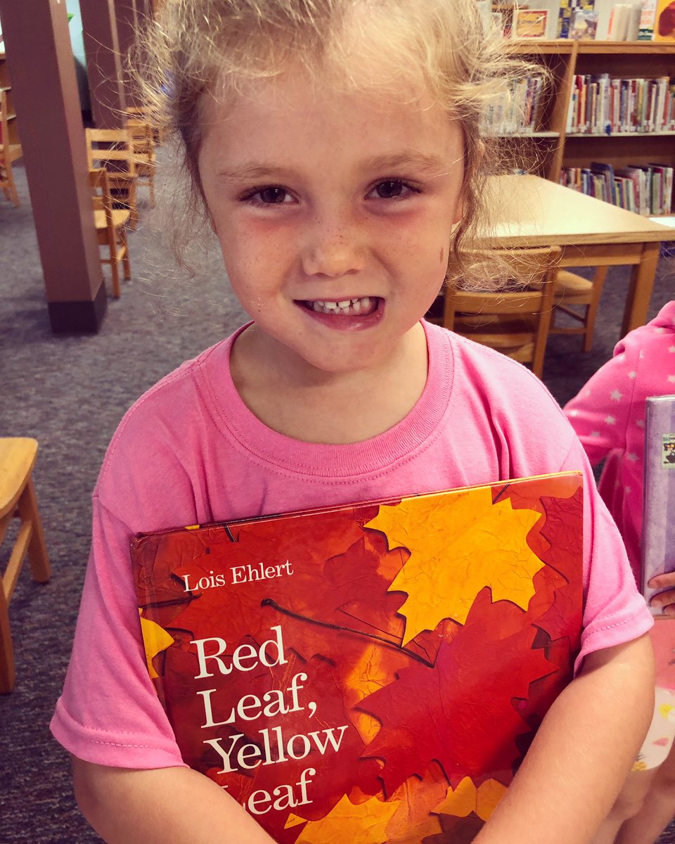 CFESMediaCenter's tweet photo. Our sweet new @cfesmustangs are checking out books during their first visit to the media center. They are so excited, and I am too! #mustangmediacenter https://t.co/PrEHABFf2f