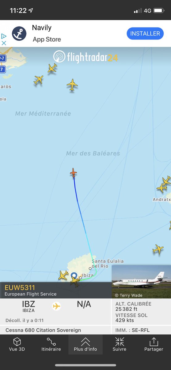 Si on veut faire les détectives on sait que : 

- Messi a atterri à Ibiza hier soir avec son avion 
- Son avion est reparti en Argentine cette nuit
- Un jet privé vient de décoller d’Ibiza et se dirige vers paris 

#MessiPSG #Messi #PSG