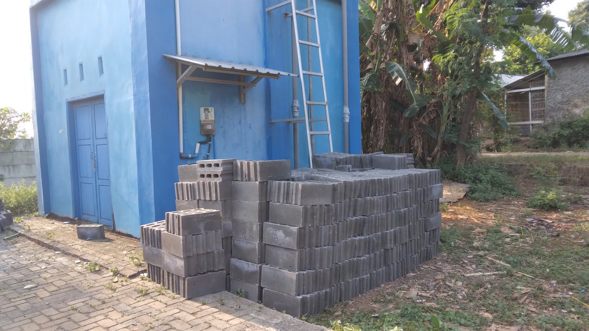 plntanjungjatib's tweet photo. Distribusi bantuan produk batako dan paving block kepada kelompok SHABANA (Sahabat Tanggap Bencana) untuk pembuatan posko bencana
#CSRPLNTJB https://t.co/vuTBntgWPt