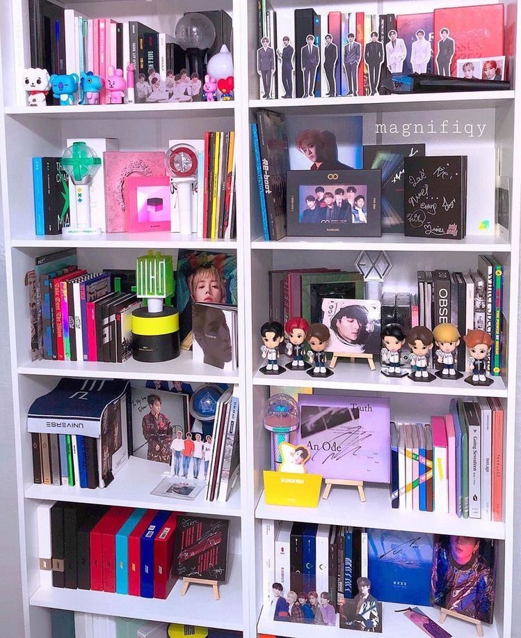 johnpremacy's tweet image. GIVEAWAY SEALED ALBUM OF YOUR CHOICE / CASH. 💵

- Follow
- RT &amp;amp; Like

end secepatnya.